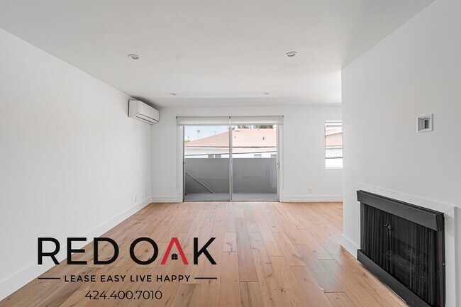 Photo - 811 6th St Unit 208