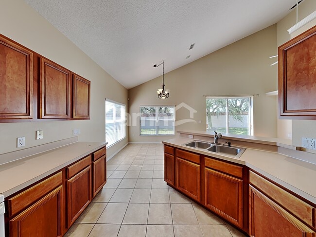 Photo - 7009 Cascades Ct