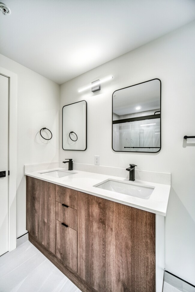 Photo - 5415 Cogswell St Unité 1610