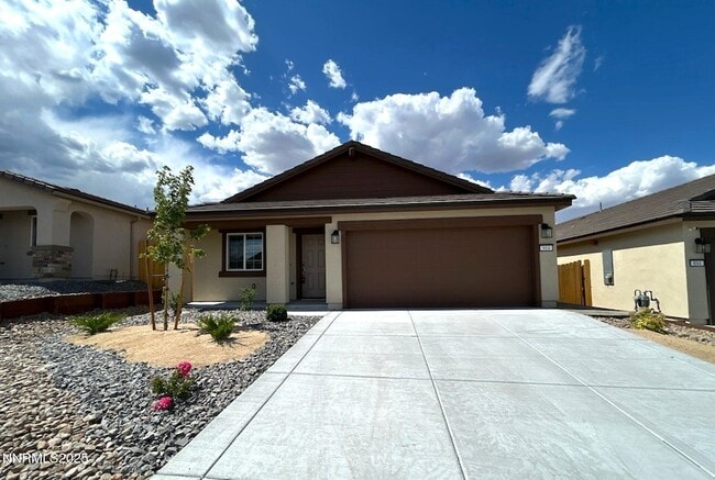 Building Photo - 904 Cascade Range Dr Rental