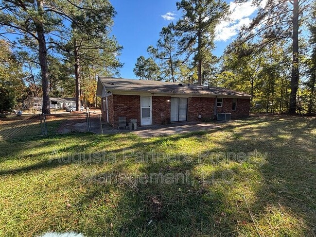 Photo - 2511 Drayton Dr