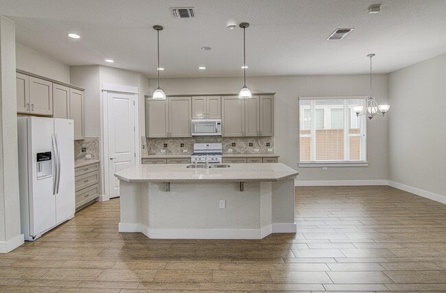Photo - 2409 Moreno St
