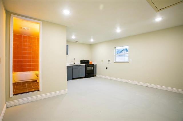 Photo - 7027 Alpha Rd