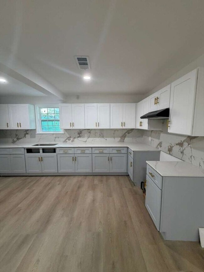 Photo - BEAUTIFUL HOME IN HOUSTON. MOVE IN READY!.
