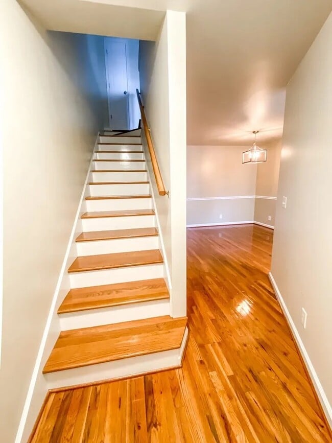 Photo - 411 N Thornton Ave