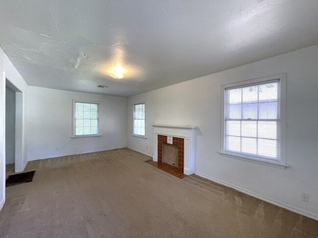 Photo - 1705 NW 40th St