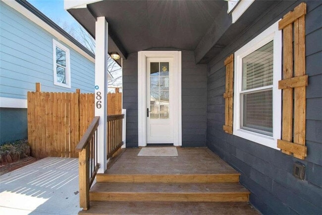 Photo - Room in House on Meldon Ave SE