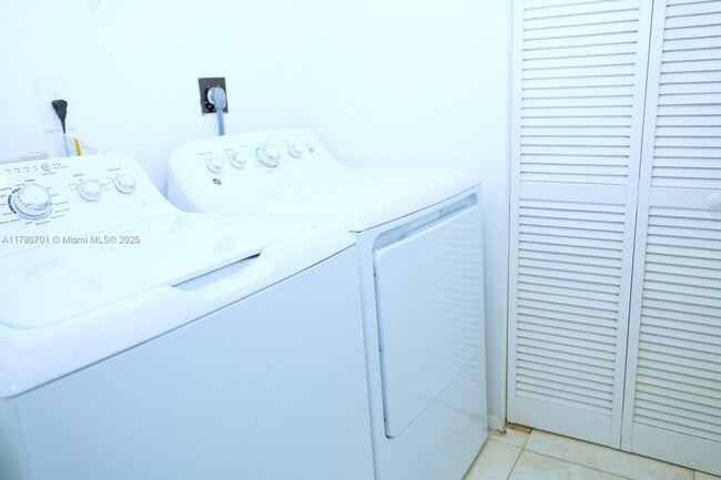 FAIRWAY GREENS CONDO - FAIRWAY GREENS CONDO Unit 11390