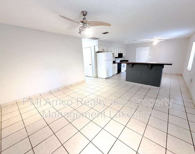 Photo - 670 Garden St