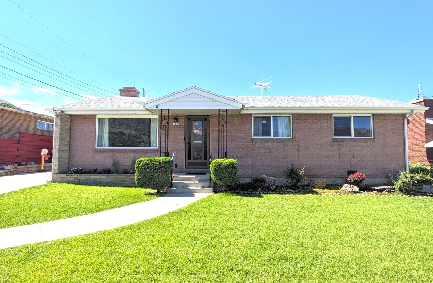 Photo - 1310 E 300 S