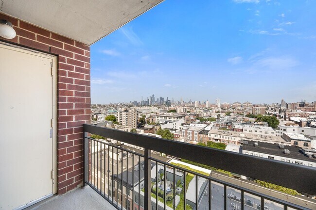 Photo - 700 1st St Unit 14F