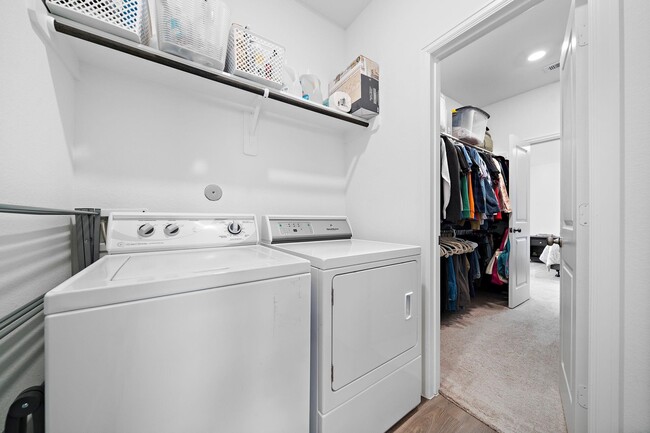 Photo - 9303 Darby Knoll Wy