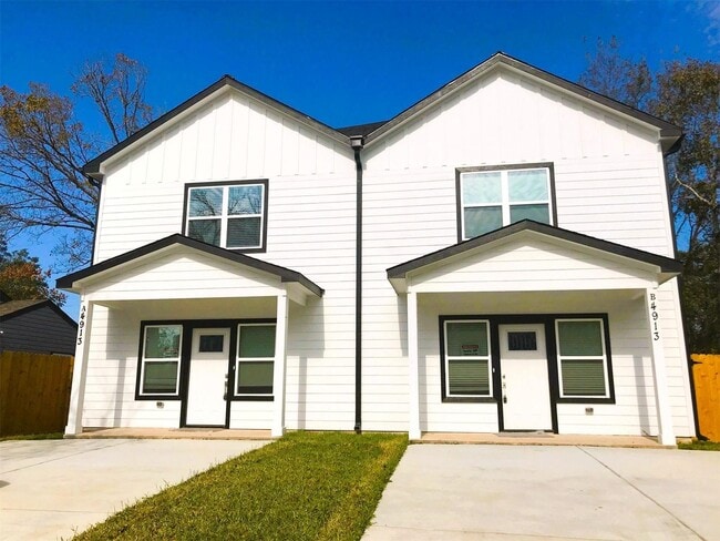 Building Photo - 4913 Southwind St