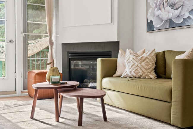 Photo - 1235-1213 13 Ave SW Unit SI ID1303229P