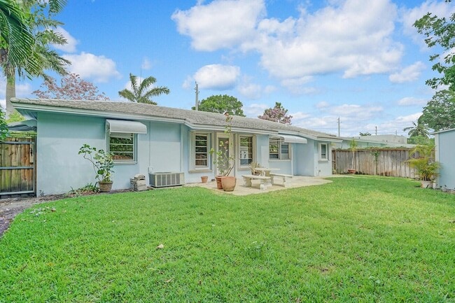 3410 Poinsettia Ave