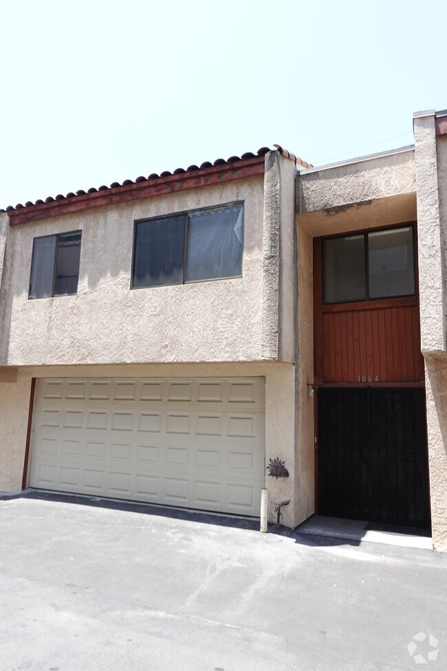 Building Photo - 1064 S Garfield Ave Rental