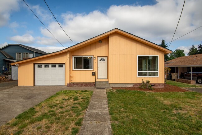 Charming, Newly-Renovated 3 Bed, 1.5 Bath ... - Charming, Newly-Renovated 3 Bed, 1.5 Bath ... Casa
