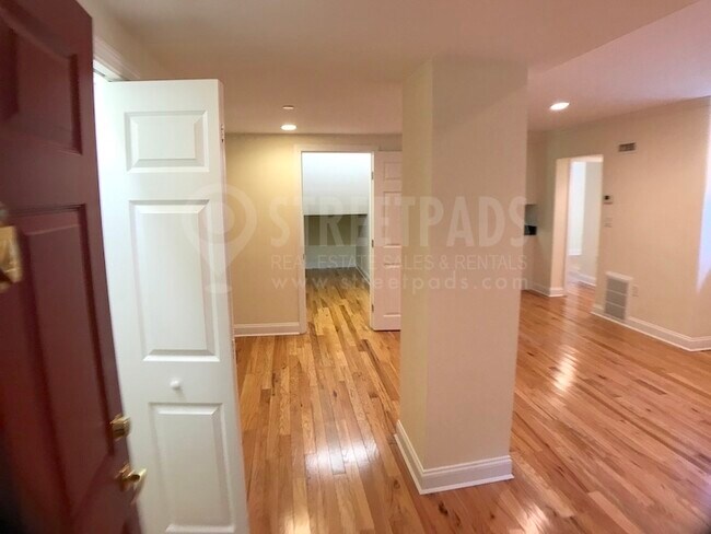 Photo - 3 Chauncy St Unidad 17