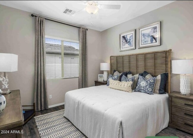 Photo - 12065 N 168th Ln Unidad 1