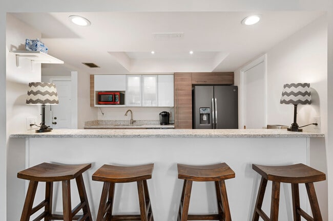 Photo - 11863 Wimbledon Cir Unit 542