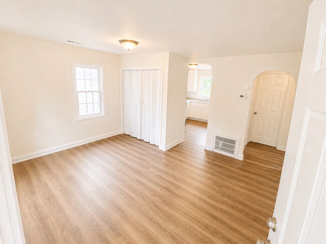 Photo - 1808 Mullens Ave