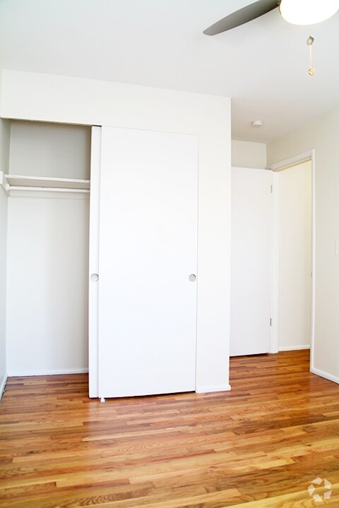 Bedroom - 2955 Madison Road