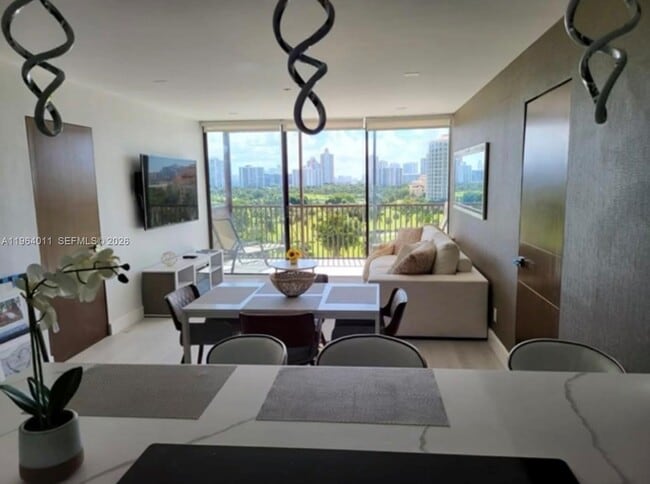 Photo - 20379 W Country Club Dr Unidad 1038