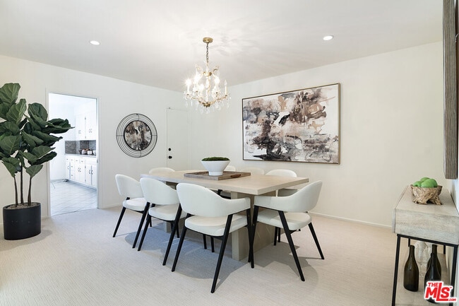 Photo - 344 S Doheny Dr Unit 3