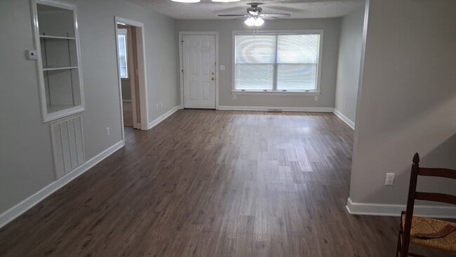 Photo - 201 Hicks Dr