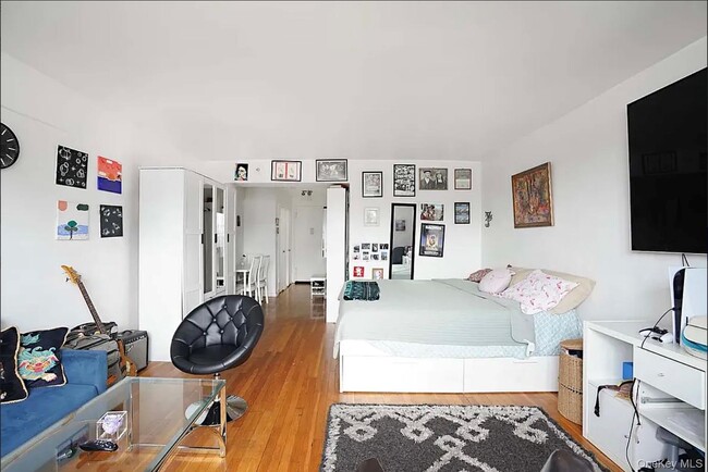 Photo - 150 Hawthorne St Unit 5K