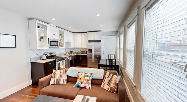 Photo - 33 Linden Ave Unit 1