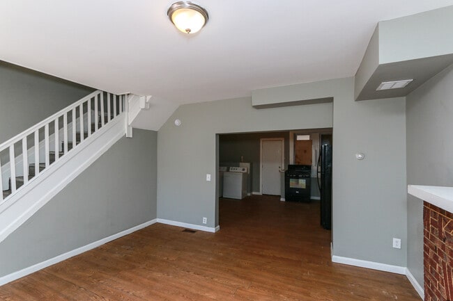 Photo - 2302 Cedley St