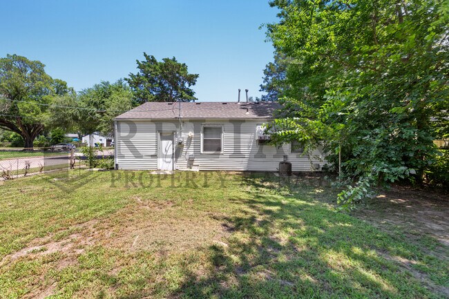 Photo - 1103 S Waverly St