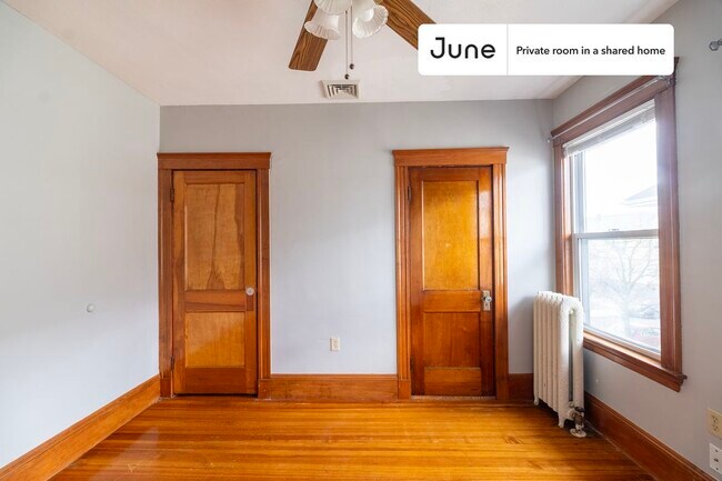 Photo - Room in Shared 5 bed/2 bath home Unit B