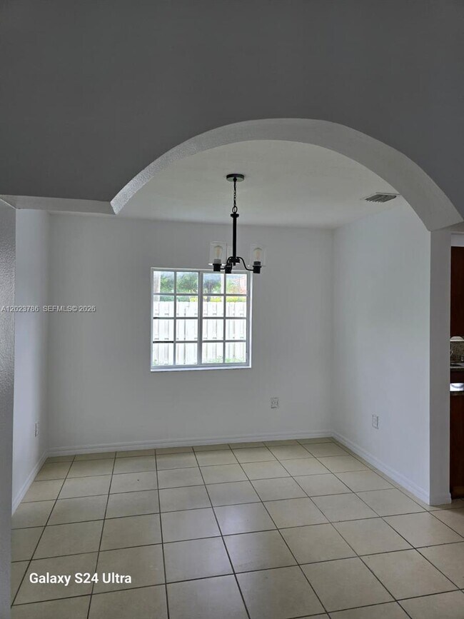 Photo - 13658 SW 142nd Terrace