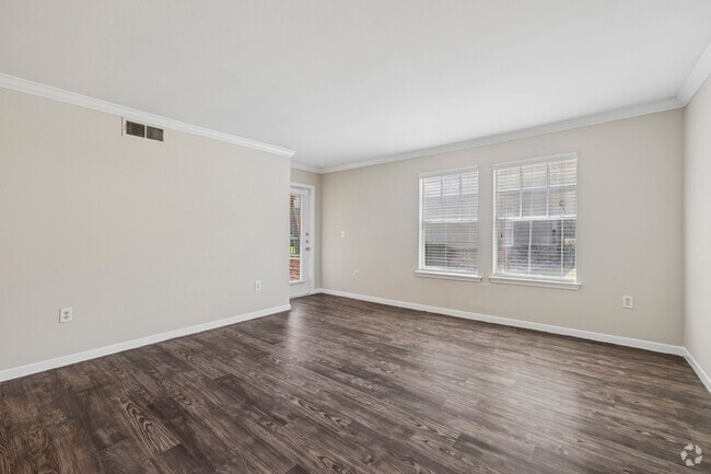 The Royal 2BR, 2BA - 1,199SF - Living Room
