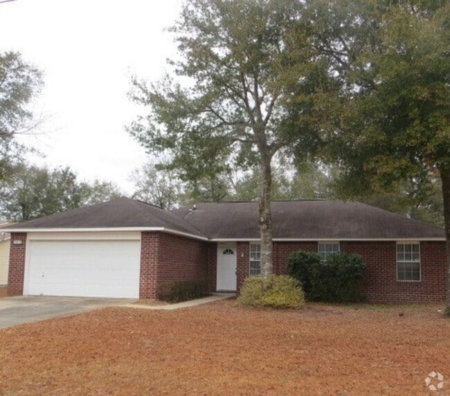Building Photo - Easy access to shopping & interstate! Rental