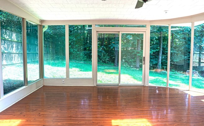 Photo - 1739 Remington Rd