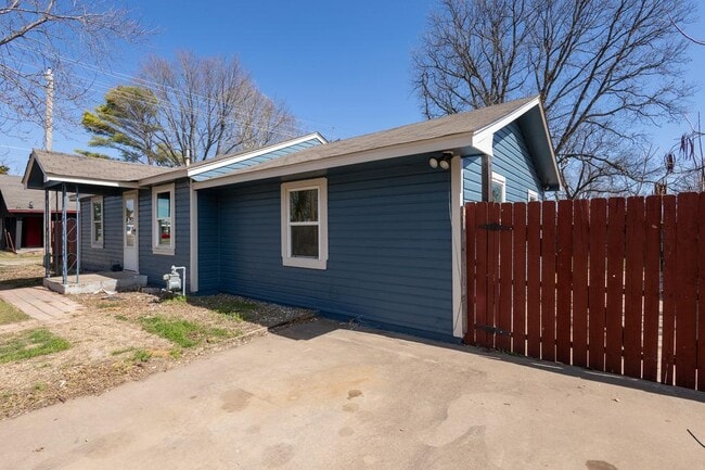 Photo - 1106 N 5th St