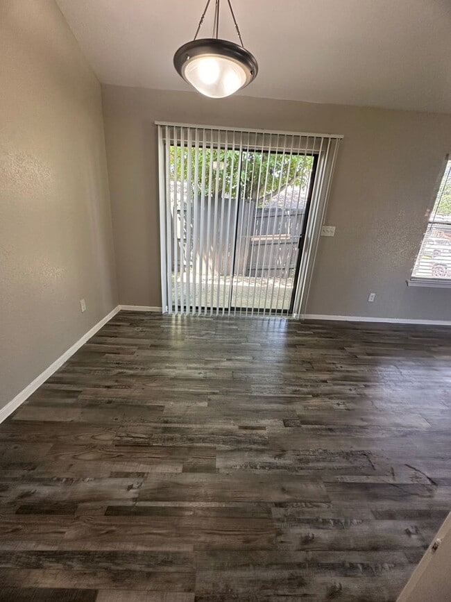 Photo - Spacious and Affordable Townhome 2beds 2 baths