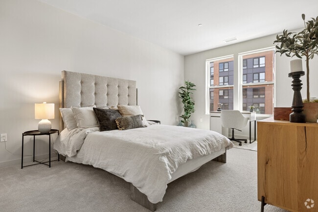 2BR, 2BA - 1,224SF - Primary Bedroom