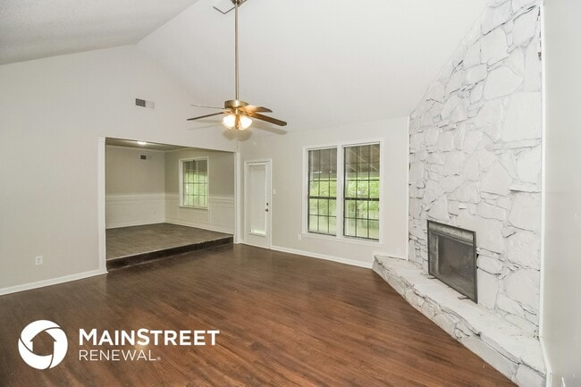 Photo - 6063 Colonyhill Dr