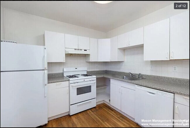 Building Photo - 40 Montfern Ave Unit 2 Rental