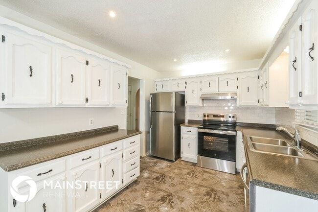 Photo - 7616 N Serene Ave