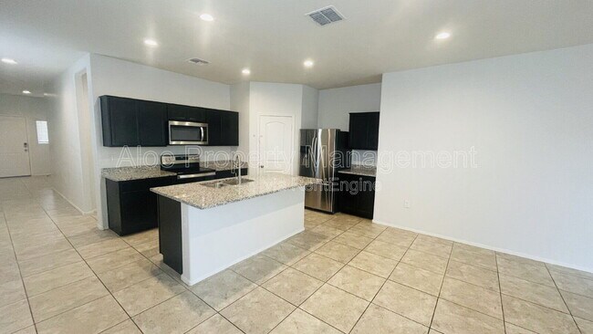 Photo - 36029 W Prado St