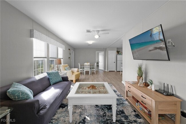 Photo - 1747 Beverly Dr