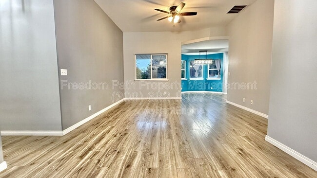 Photo - 2777 W Apperson Dr