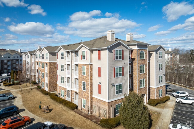 Building Photo - Bell Stoughton