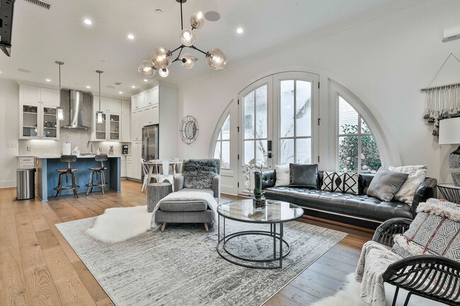Photo - Fully Furnished 3bd/2.5ba Trilith Townhome with Utilities Included