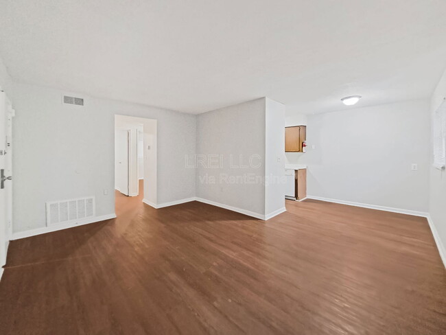 Photo - 3105 Fordhaven Rd Unit 2